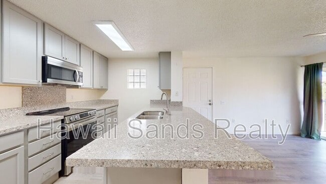 Building Photo - 91-1201 Kaneana St.