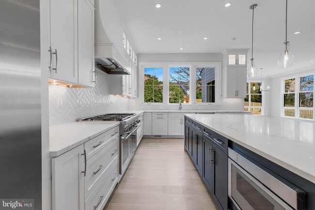 Building Photo - 5613 34th St N