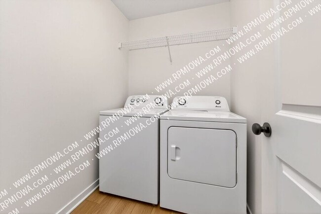 Building Photo - 318 SW 16th St