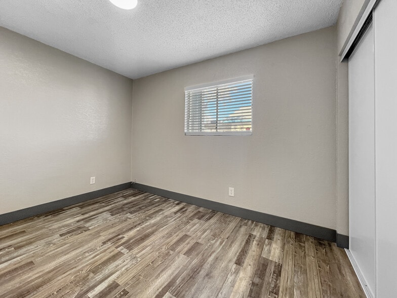 Primary Bedroom - 1805 Evelyn Ave