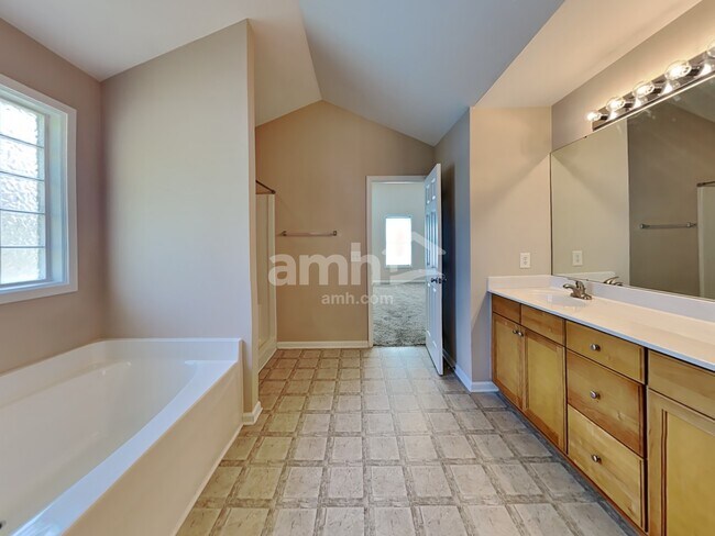 Building Photo - 3928 Cane Garden Dr