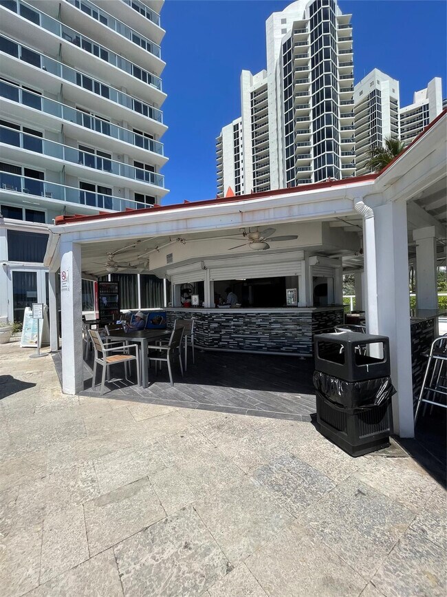 Building Photo - 19201 Collins Ave