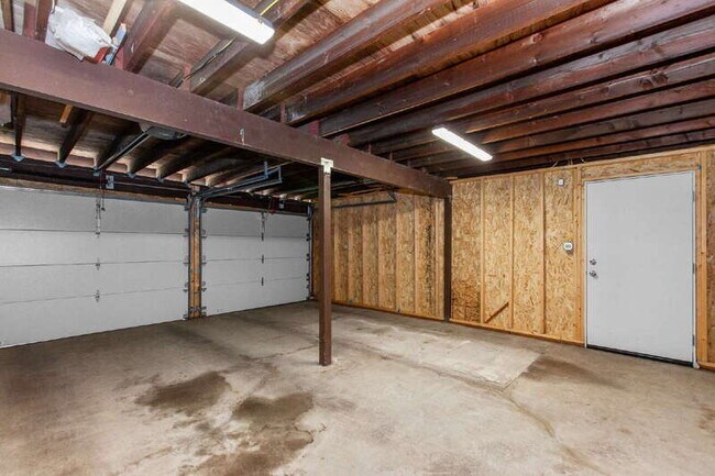 Building Photo - 126 NW 104th St