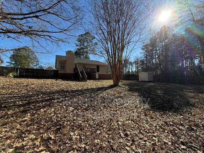 Building Photo - 6577 Green Meadow Ct
