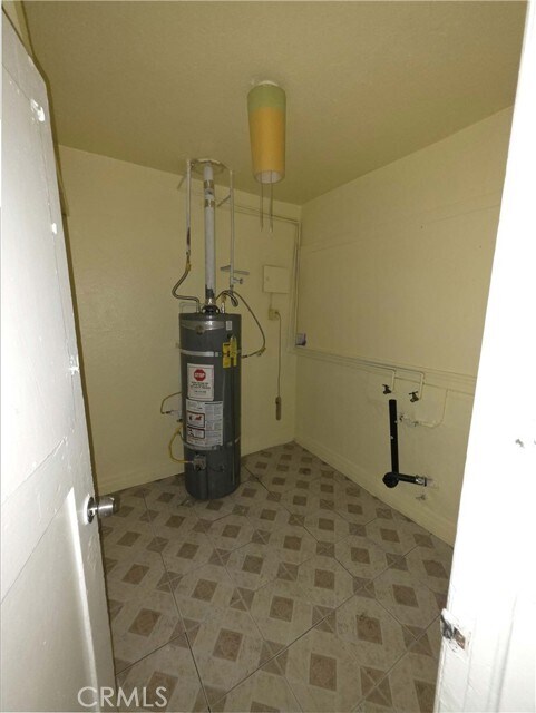 Building Photo - 111 N Soto St