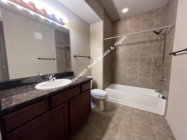 Building Photo - 2bd/2ba condo in Villas at Hacienda Del Sol