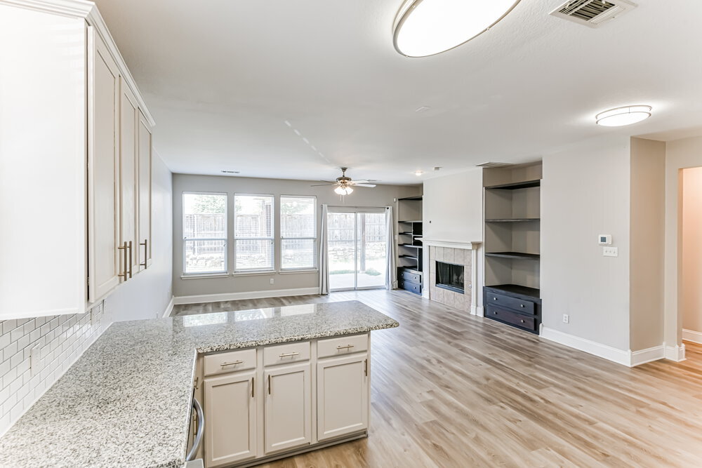 Building Photo - 5621 Starwood Ct