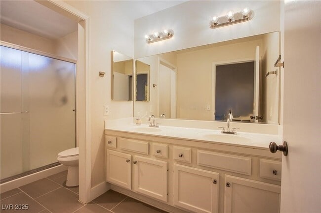 Building Photo - 8832 Villa Ridge Dr