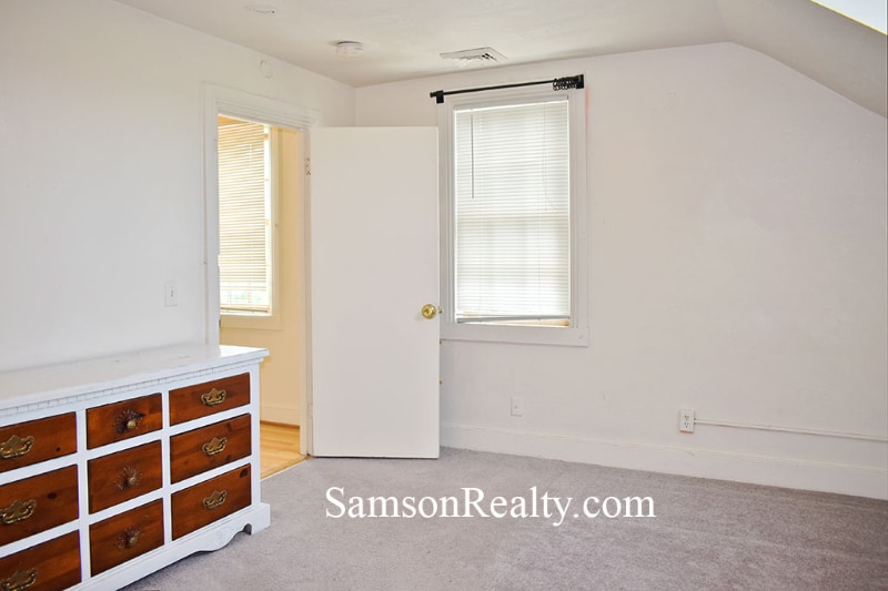 Building Photo - 298 Hope St