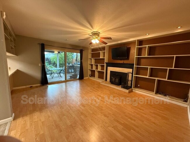 Building Photo - 184 Gentry Cir