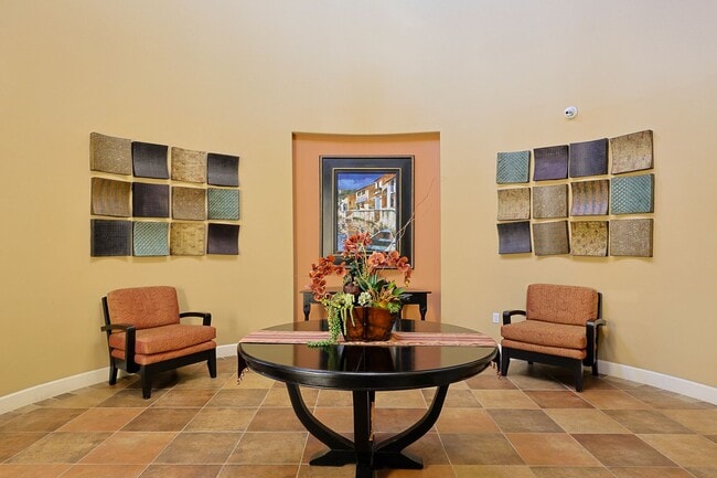 Building Photo - Fully Furnished 2-Bed, 2.5-Bath Home with ...