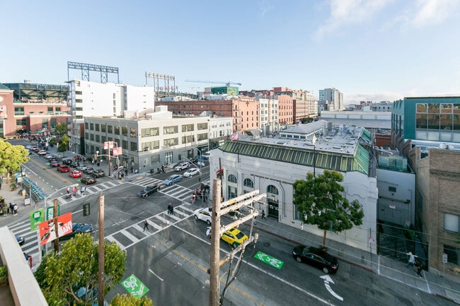 Building Photo - 88 Townsend St