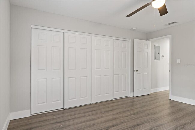 Building Photo - 3810 S Randall St