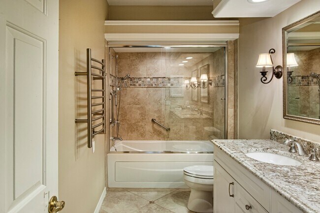 Building Photo - 710 Timber Ridge Trail SW