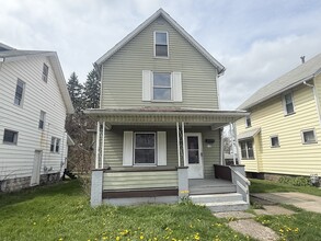 Building Photo - 720 Baldwin Ave