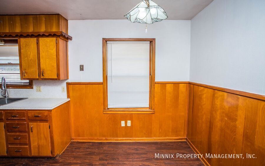 Building Photo - 5432 6th St