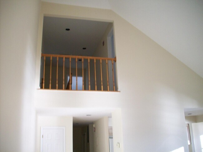 Building Photo - 113 Half Moon Bay Dr