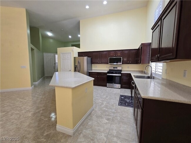 Building Photo - 6301 Heather Creek Pl