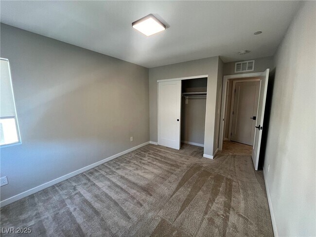 Building Photo - 9296 Desert Pearl Ave
