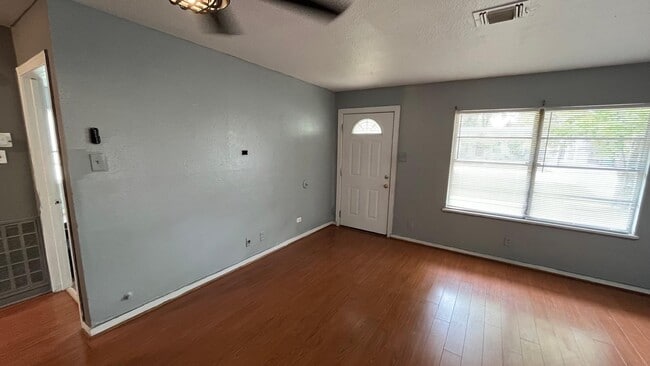 Building Photo - 6514 Teluco St