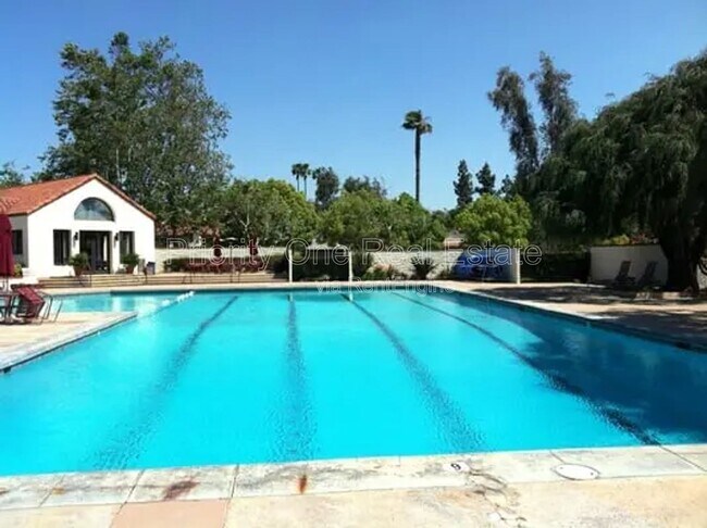 Building Photo - 16798 Diego Dr