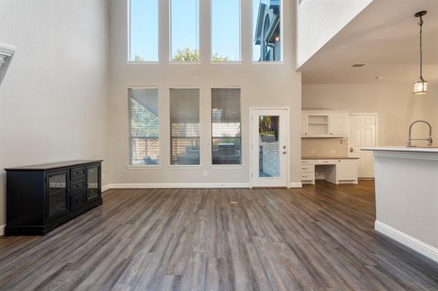 Building Photo - 3581 Senate Ln