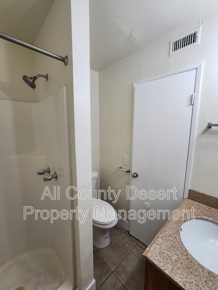 Building Photo - 69180 Victoria Dr