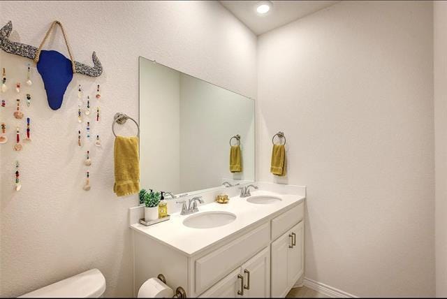 Building Photo - 4055 Ellinger Dr