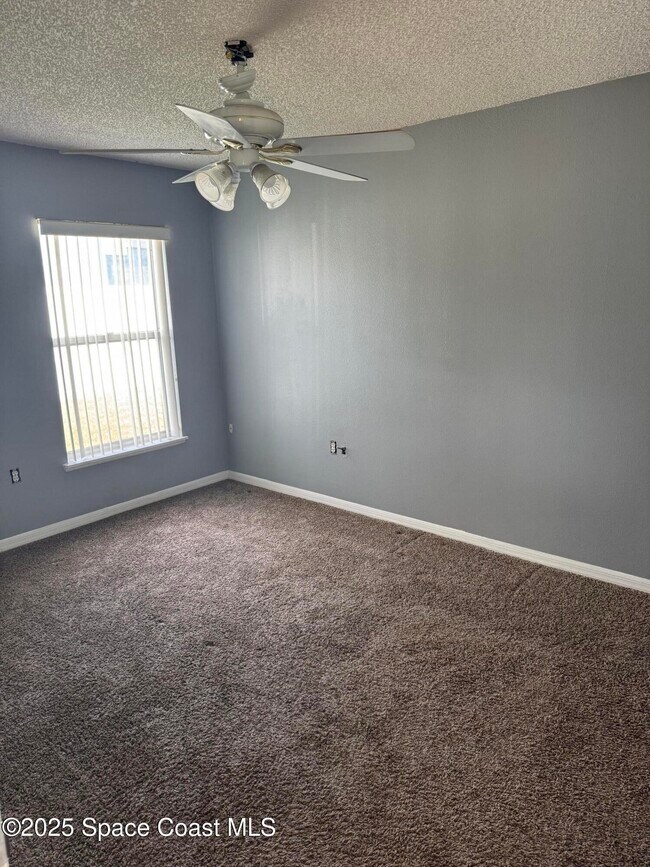 Building Photo - 1179 White Oak Cir