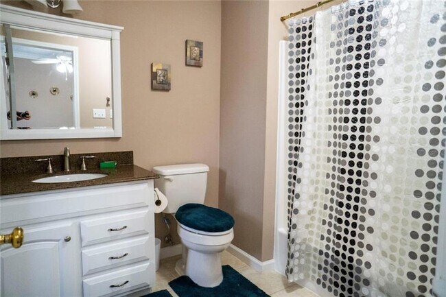 Building Photo - 3230 Cape Cir