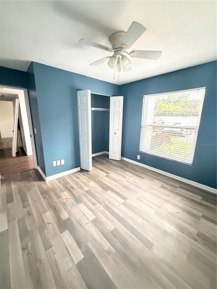 Building Photo - 5920 7th Ave W