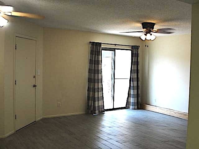 Family Room - 2040 S Longmore
