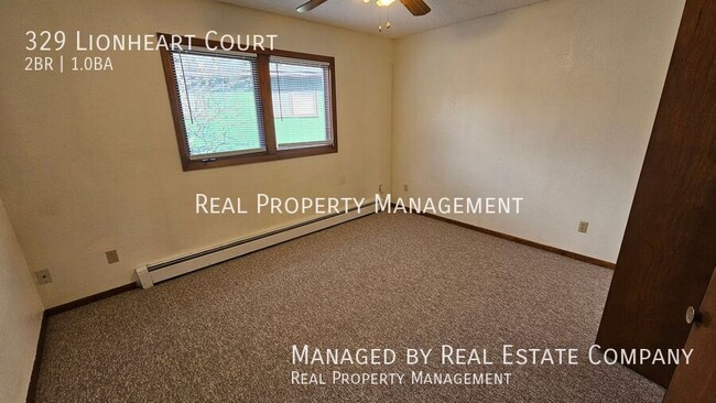 Building Photo - 329 Lionheart Ct