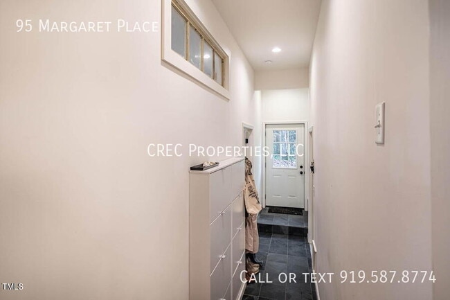 Building Photo - 95 Margaret Pl