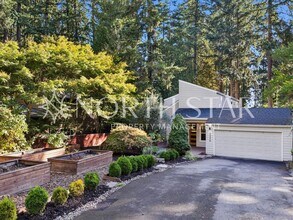 Building Photo - Lake Oswego Home for Lease – Fully Remodeled
