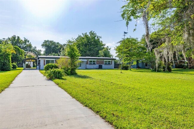 Building Photo - 930 Aultman Rd