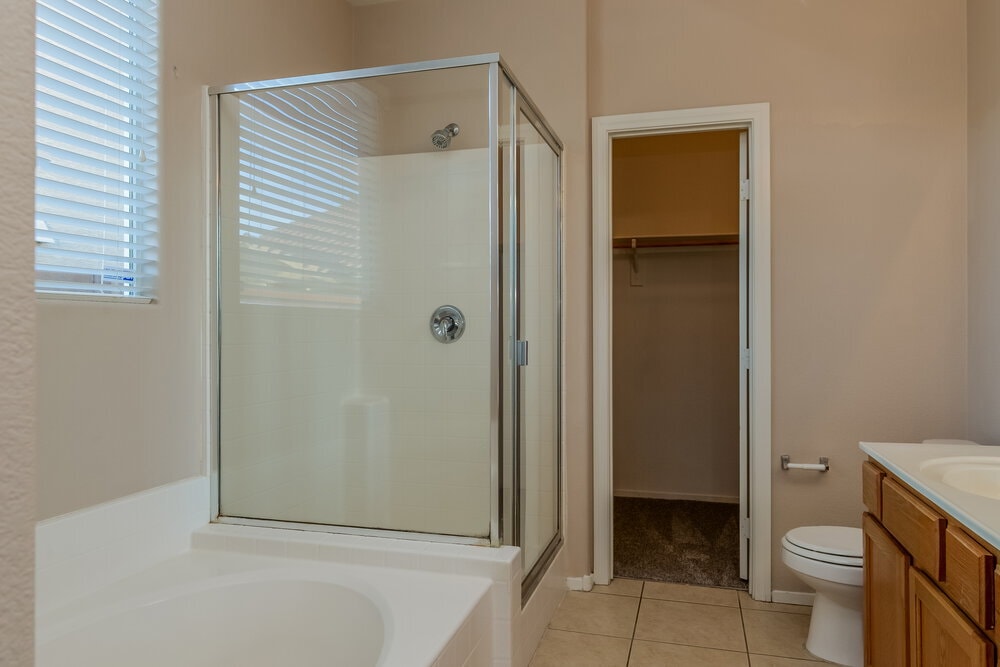 Building Photo - 332 Plum Horse Ave