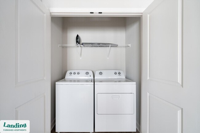 Building Photo - 84 San Filippo Dr SE