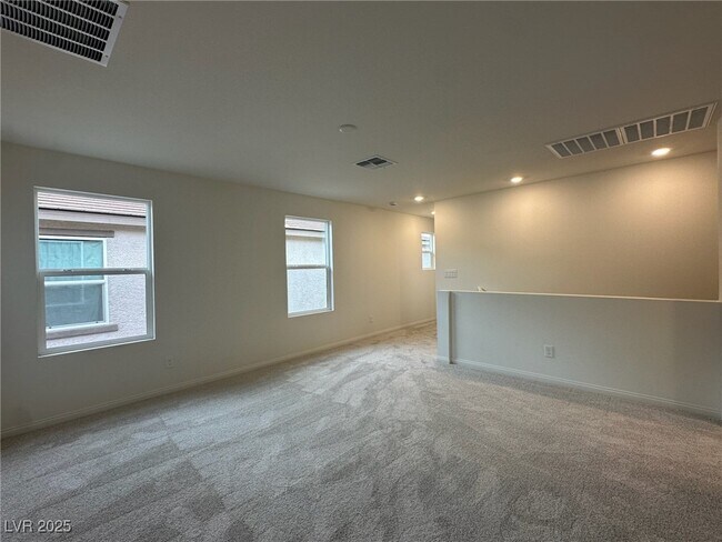 Building Photo - 9613 Hinson St