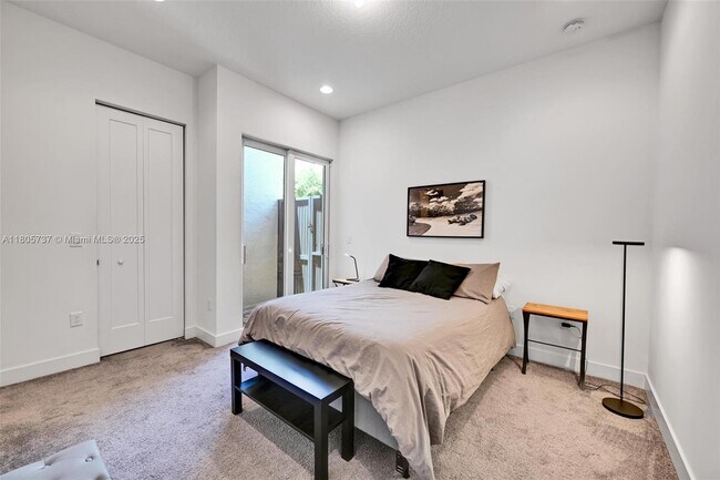 Building Photo - 9706 Celtic Sea Ln
