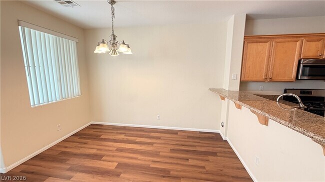 Building Photo - 1525 Spiced Wine Ave
