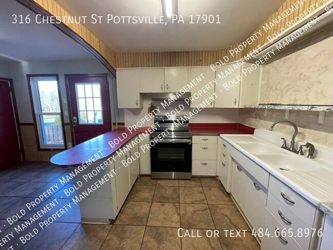 Building Photo - 316 Chestnut St