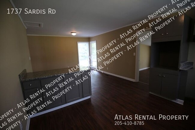 Building Photo - 1737 Sardis Rd