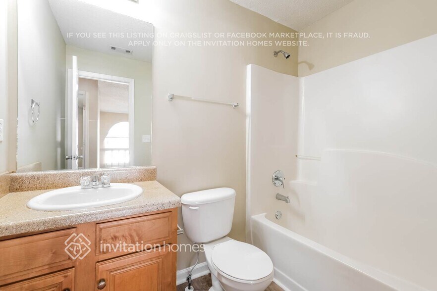 Building Photo - 1874 Tulip Petal Rd