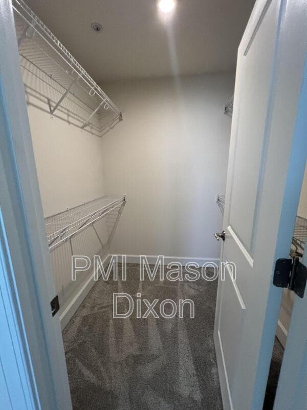 Building Photo - 9105 Fox Stream Way