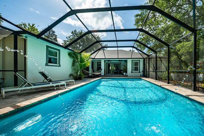 Building Photo - 27351 Golf Course Loop