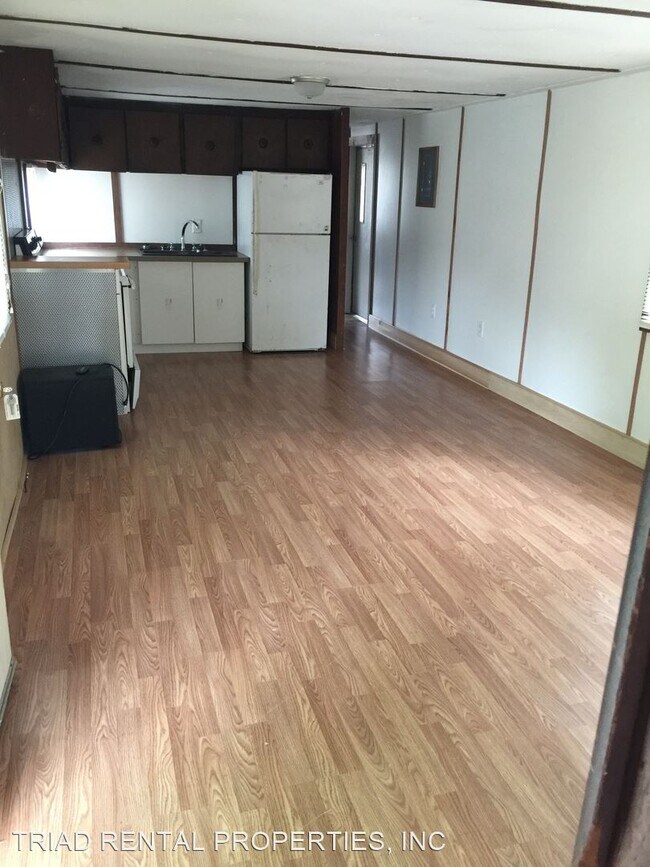 2 br, 1 bath House 108 WHISPER LANE 108 Whisper Ln Robbins NC 27325