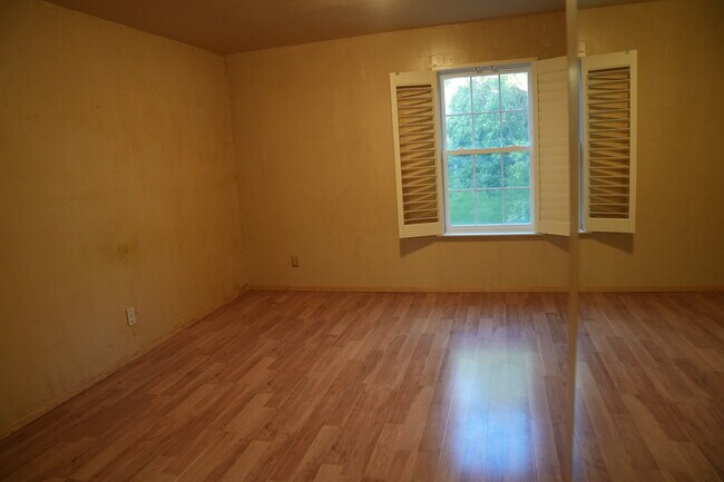 Building Photo - 2501 W Zia Rd