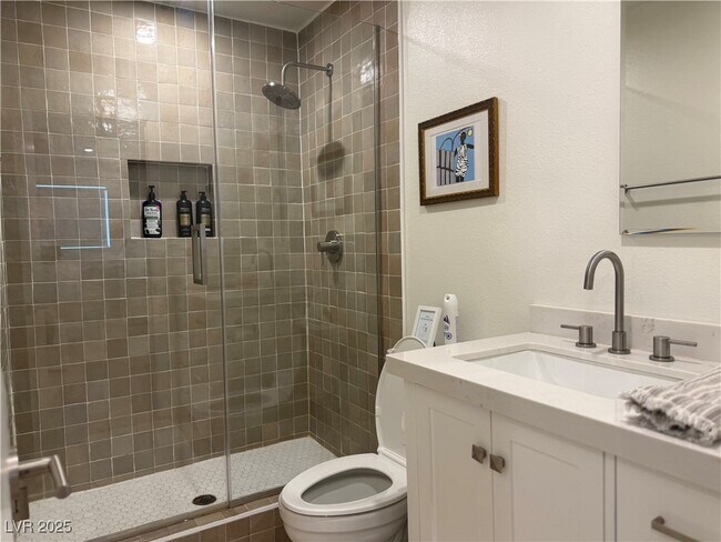 Building Photo - 3611 Rosewood St