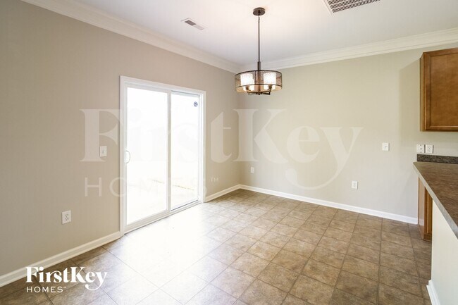 Building Photo - 137 Marinella Dr